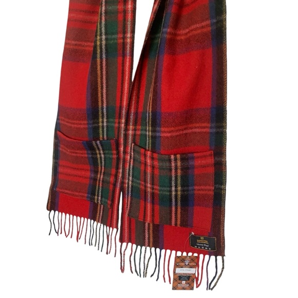 NWT Soft Tartan Royal Stewart Red Plaid Merino Wool Patrick King Pocket Scarf - Picture 3 of 6